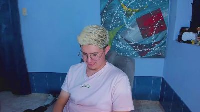 patrik027 live cam on Cam4