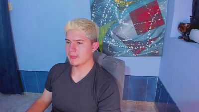 patrik027 live cam on Cam4