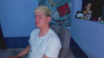 patrik027 live cam on Cam4