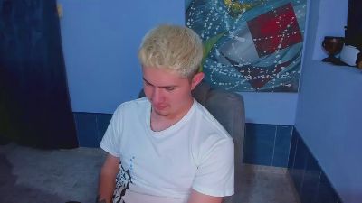patrik027 live cam on Cam4