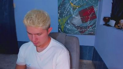 patrik027 live cam on Cam4