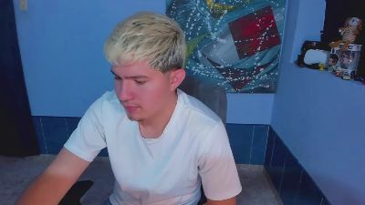 patrik027 live cam on Cam4