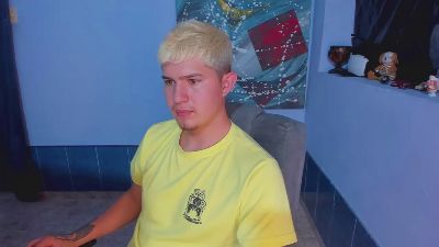 patrik027 live cam on Cam4