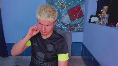 patrik027 live cam on Cam4