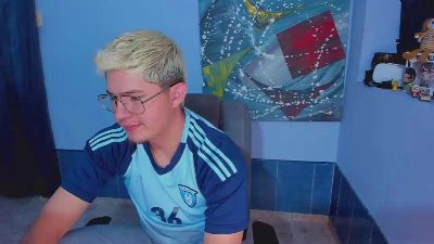 patrik027 live cam on Cam4