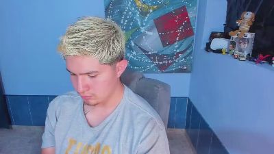 patrik027 live cam on Cam4