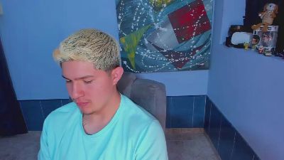 patrik027 live cam on Cam4