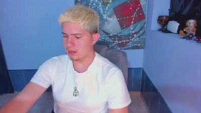 patrik027 live cam on Cam4