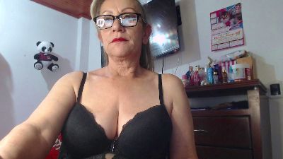 patty_6 live cam on Cam4