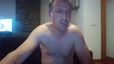paudxumbo69 live cam on Cam4