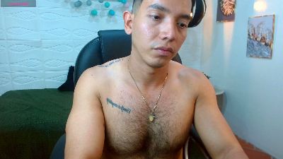 paul_cros live cam on Cam4