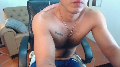 paul_cros live cam on Cam4