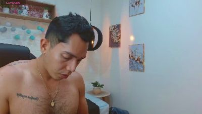 paul_cros live cam on Cam4