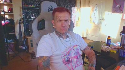 paul_razor live cam on Cam4
