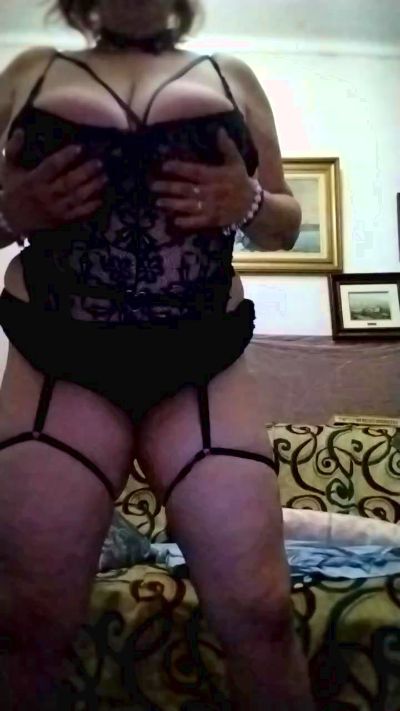 paula445 live cam on Cam4