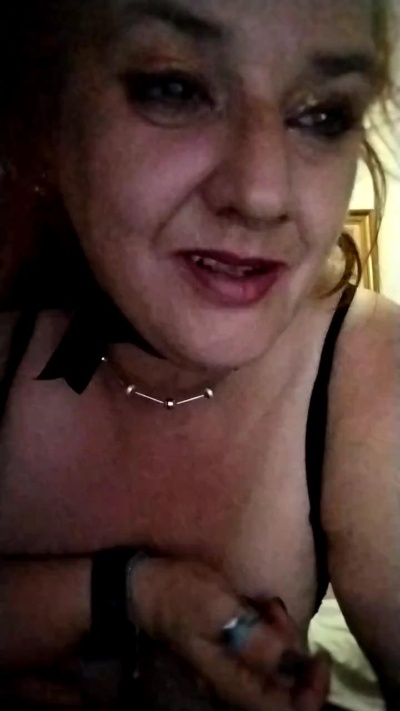 paula445 live cam on Cam4