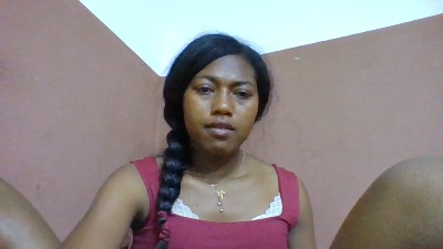 paulinah2 live cam on Cam4