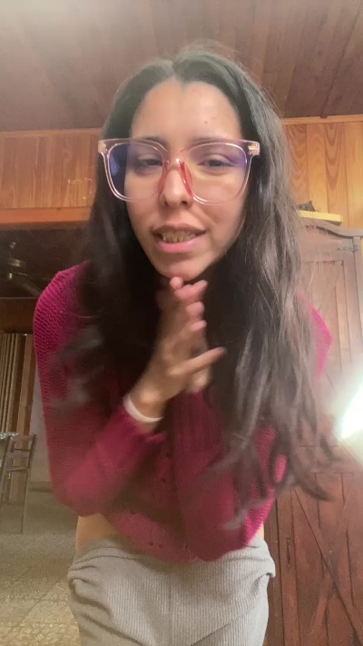 paulucia23 live cam on Cam4