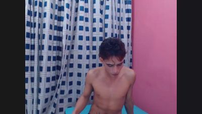paulwalker19 live cam on Cam4