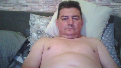 pavel1977 live cam on Cam4