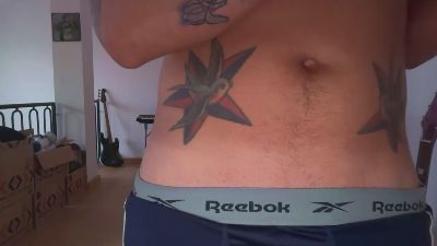 pbass51 live cam on Cam4