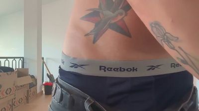 pbass51 live cam on Cam4