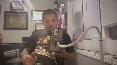 pbmotorsfun3 live cam on Cam4