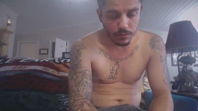 pbmotorsfun3 live cam on Cam4