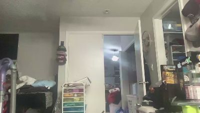 pbmotorsfun3 live cam on Cam4