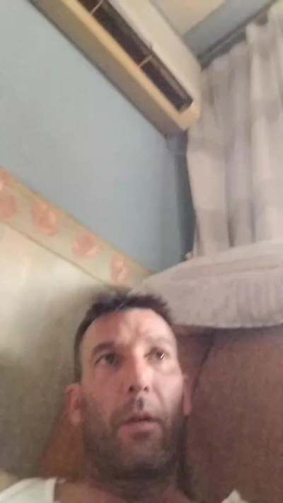 pcrr44 live cam on Cam4