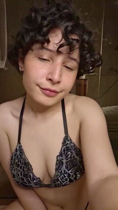 peachprincess live cam on Cam4