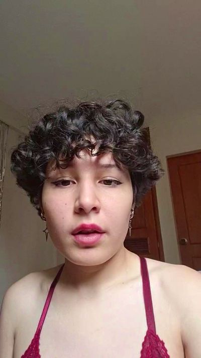 peachprincess live cam on Cam4
