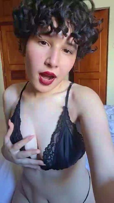 peachprincess live cam on Cam4
