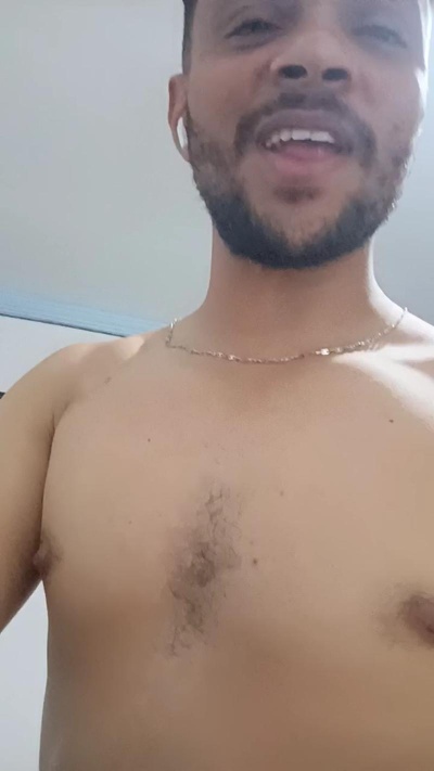 pedro15041 live cam on Cam4