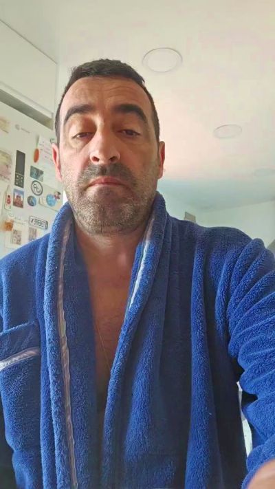 pedro41g live cam on Cam4