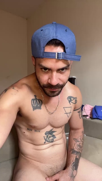 pedro5946 live cam on Cam4