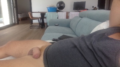 peluche75 live cam on Cam4