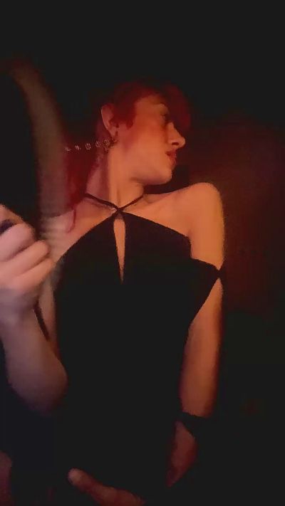 peonya live cam on Cam4
