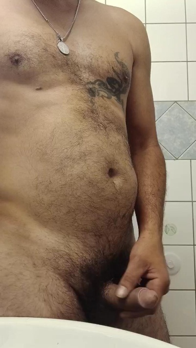 Profile and Statistics for peppe852 on Cam4