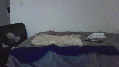 pequeboy_hot live cam on Cam4