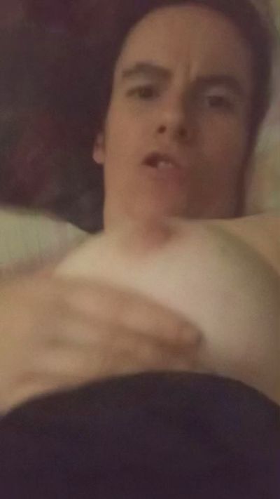 perra_sexy live cam on Cam4