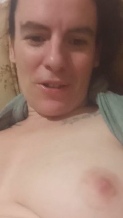 perra_sexy live cam on Cam4