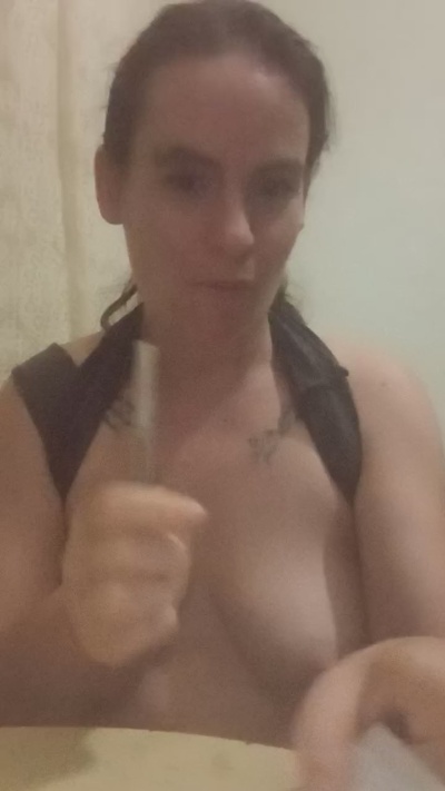 perra_sexy live cam on Cam4