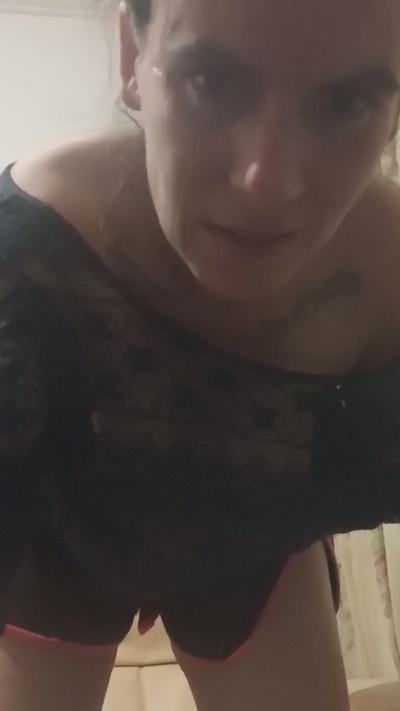 perra_sexy live cam on Cam4