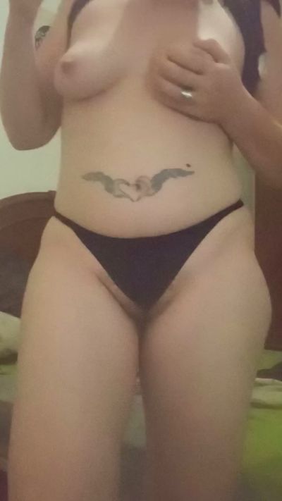 perra_sexy live cam on Cam4
