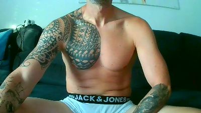 perrumilla82 live cam on Cam4