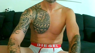 perrumilla82 live cam on Cam4