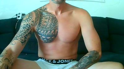 perrumilla82 live cam on Cam4