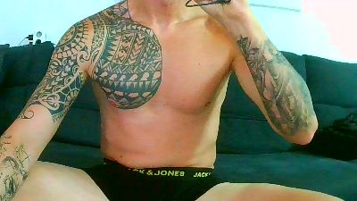 perrumilla82 live cam on Cam4