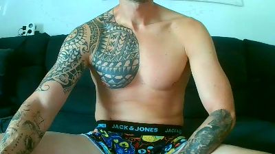 perrumilla82 live cam on Cam4